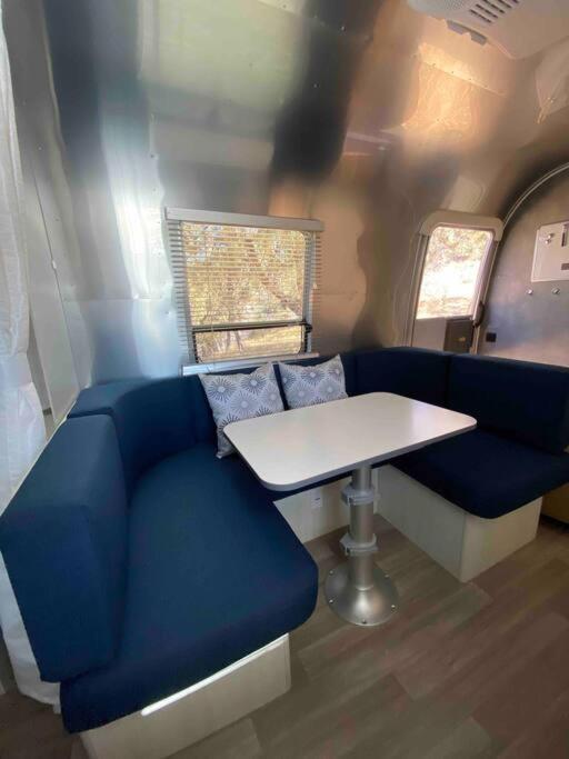 Modern Airstream With Amazing View - 10 To 15 Minutes From Kings Canyon National Park Dunlap Eksteriør billede