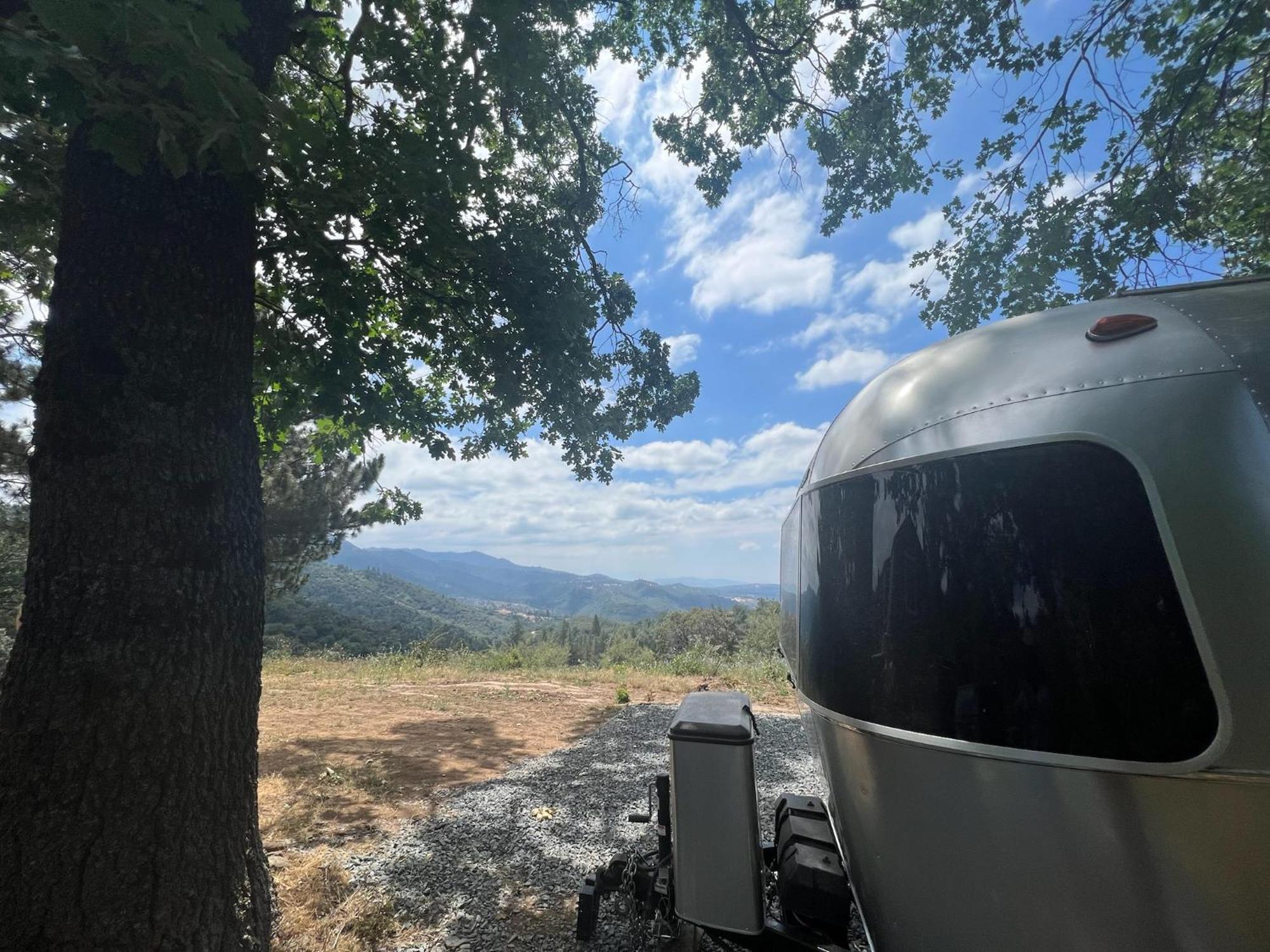 Modern Airstream With Amazing View - 10 To 15 Minutes From Kings Canyon National Park Dunlap Eksteriør billede