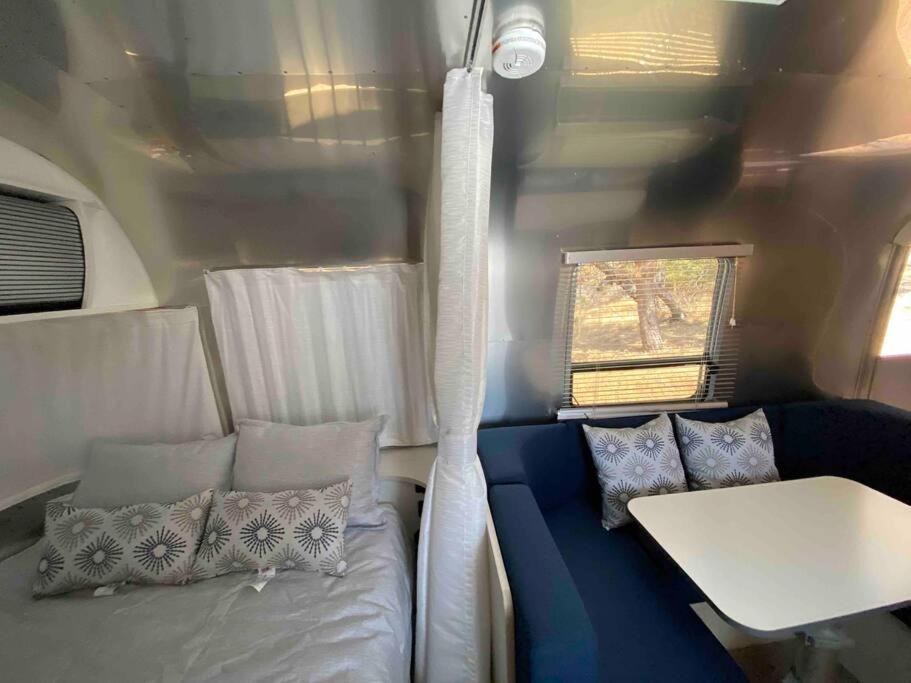 Modern Airstream With Amazing View - 10 To 15 Minutes From Kings Canyon National Park Dunlap Eksteriør billede